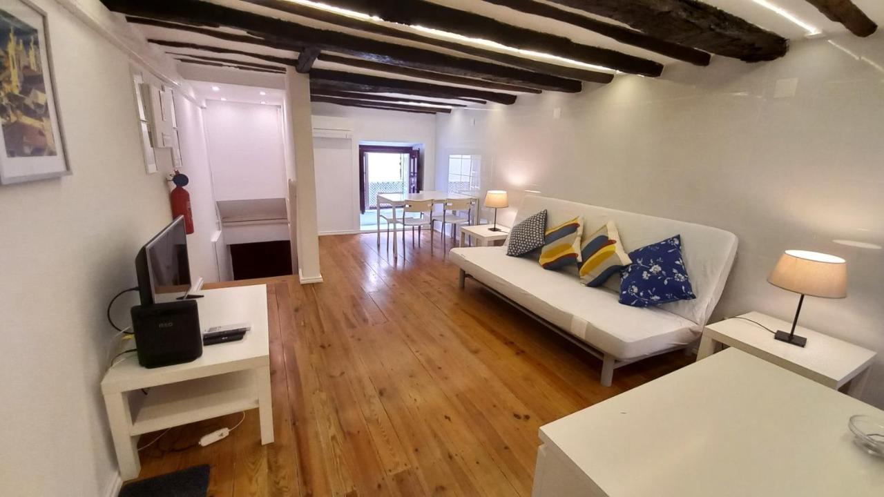 Alfama Home Lisbon Bagian luar foto